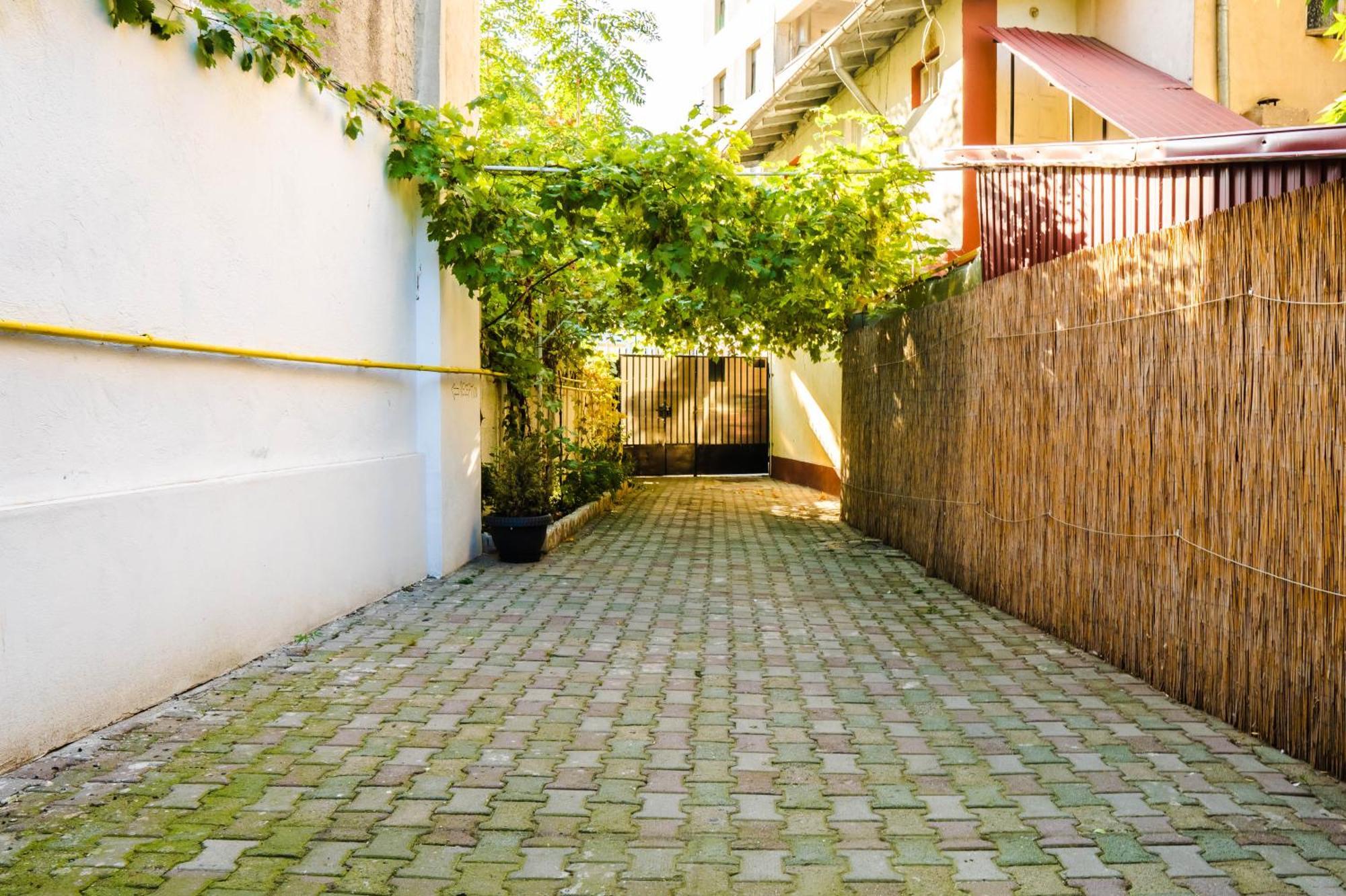 Hostel Sport Bucharest Exterior photo